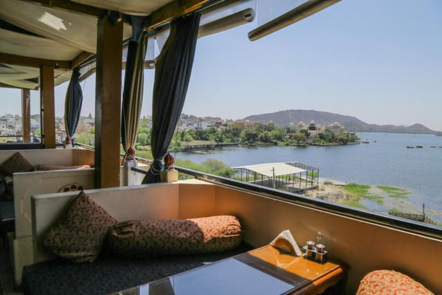 Hotel Sargam Sadan Udaipur Eksteriør billede
