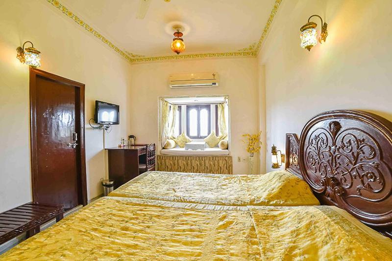 Hotel Sargam Sadan Udaipur Eksteriør billede